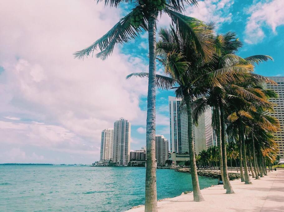 Miami Sunset City View מראה חיצוני תמונה