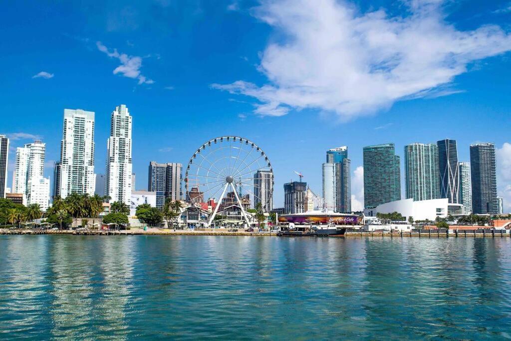 Miami Sunset City View מראה חיצוני תמונה