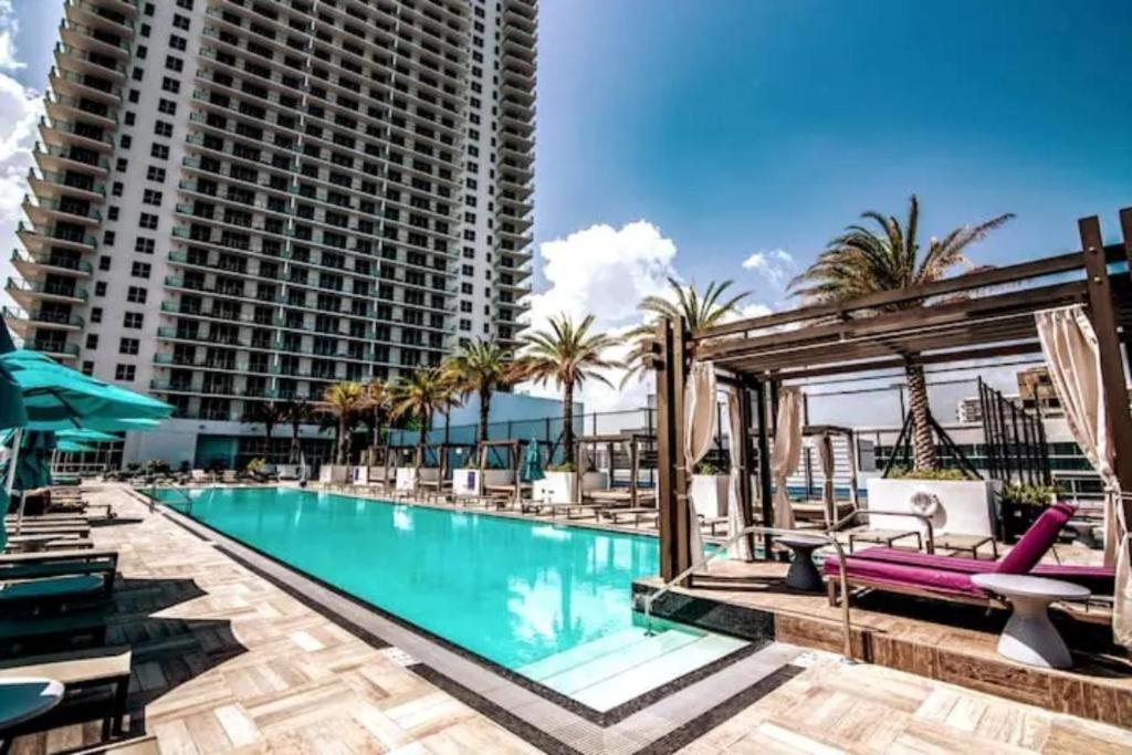 Miami Sunset City View מראה חיצוני תמונה